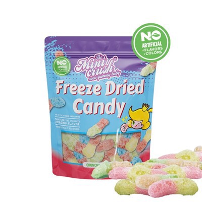 Membekukan cacing renyah kering (warna semula jadi)